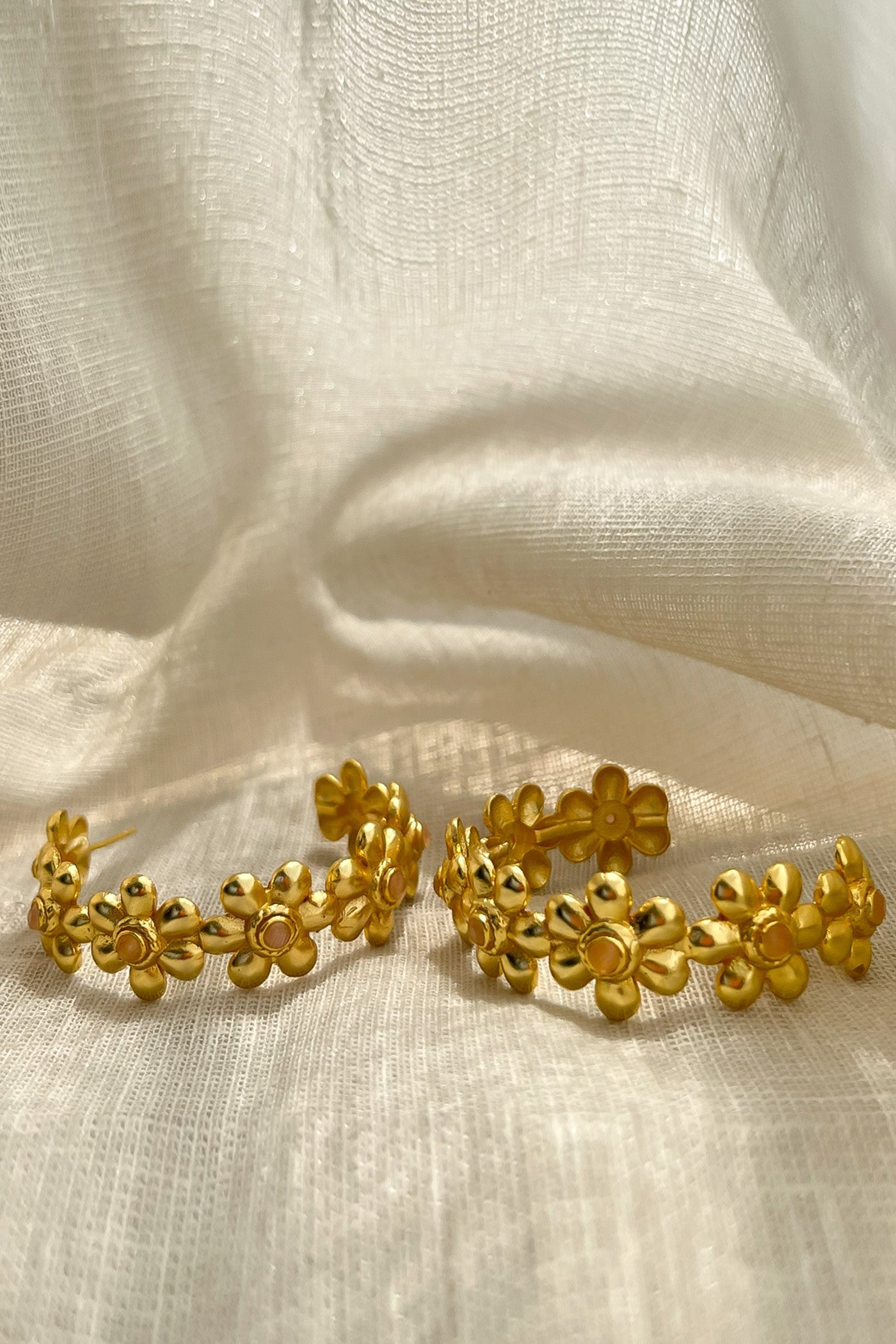 The Golden Flower Motif Hoop Earring