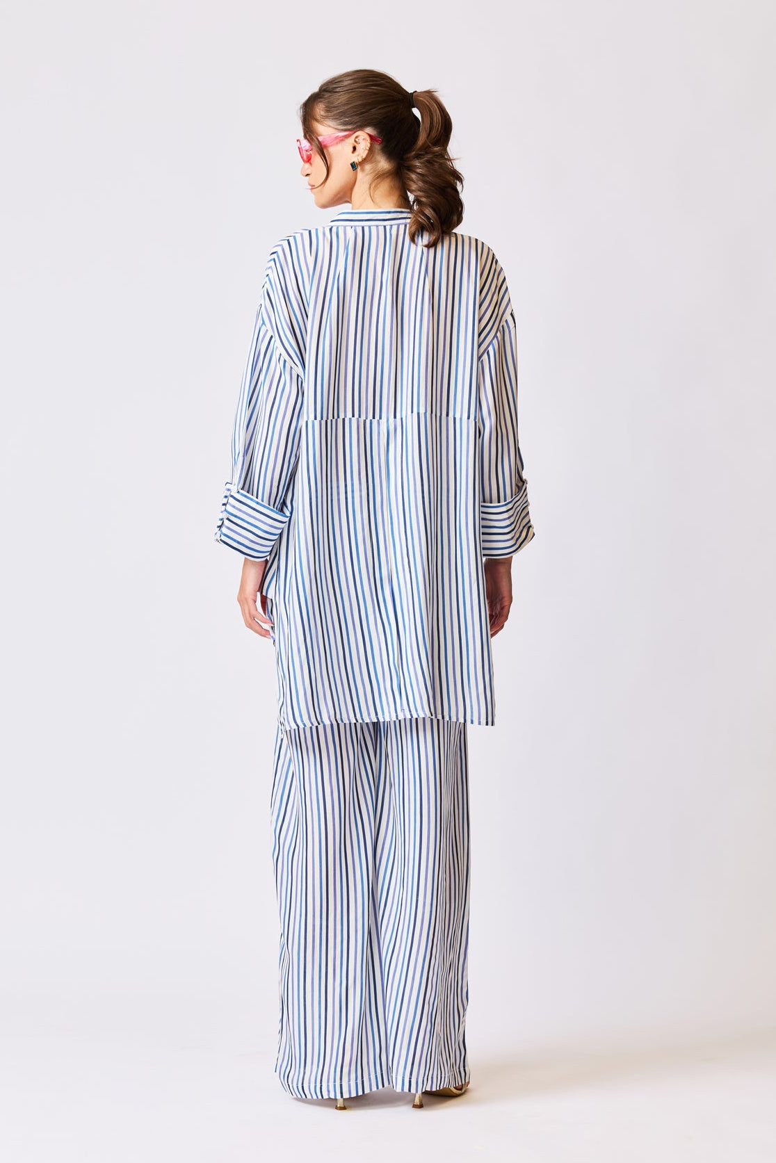 Seaside Blossom Embroidered Pant