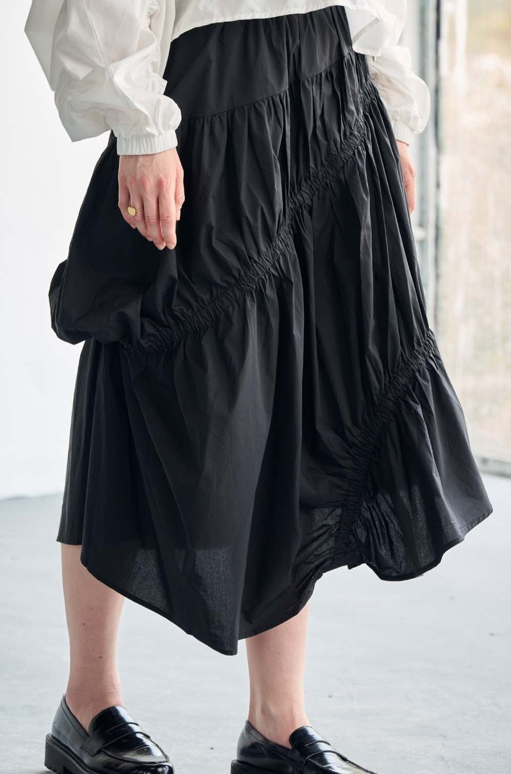 Korean Cotton Satin Black Ruched midi skirt