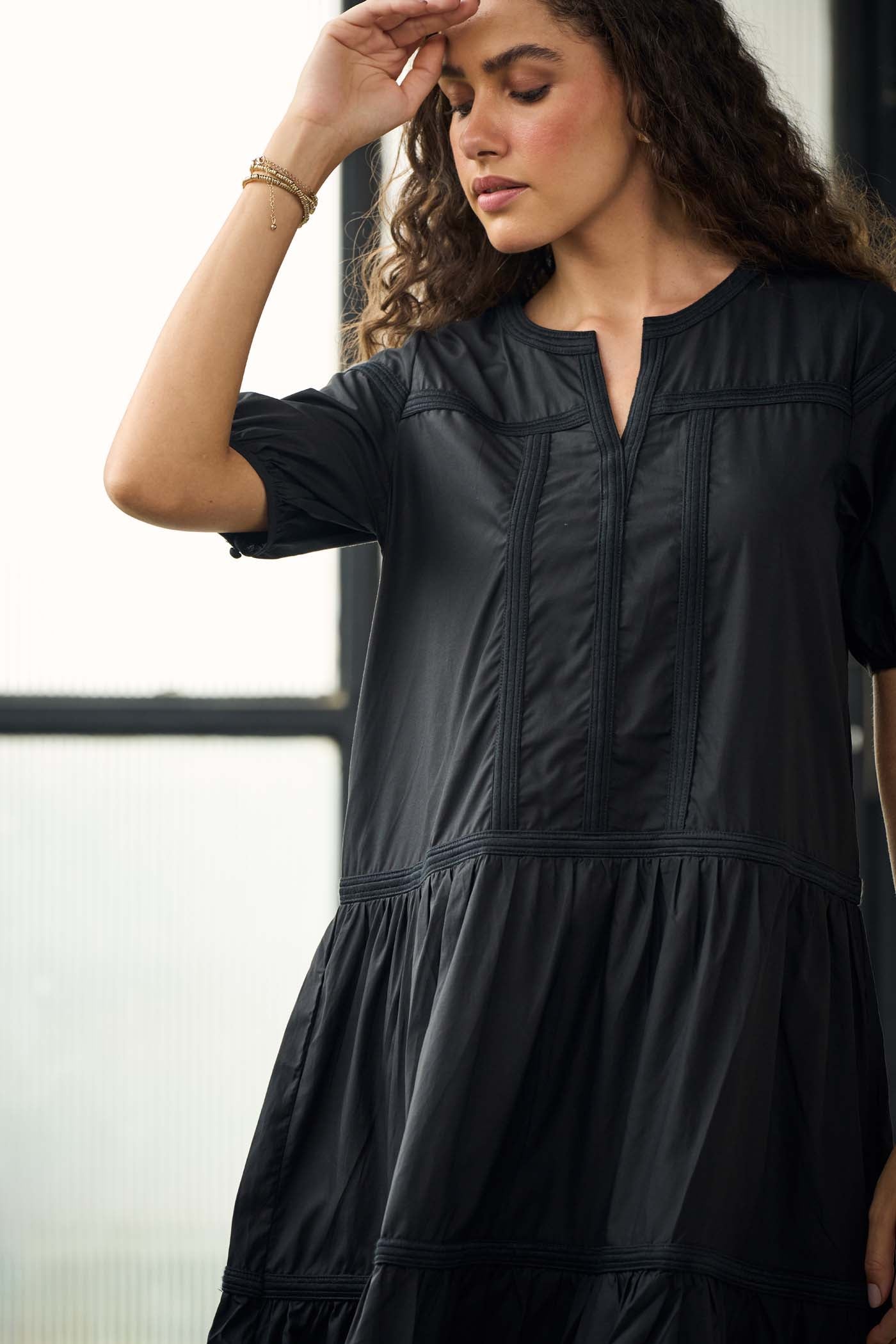 Black detailed tiered midi dress